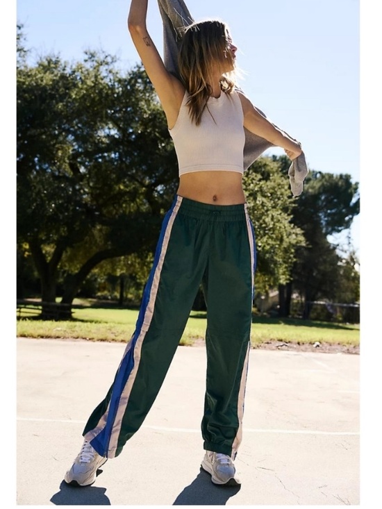 Pants - Free people windbreaker pants size M